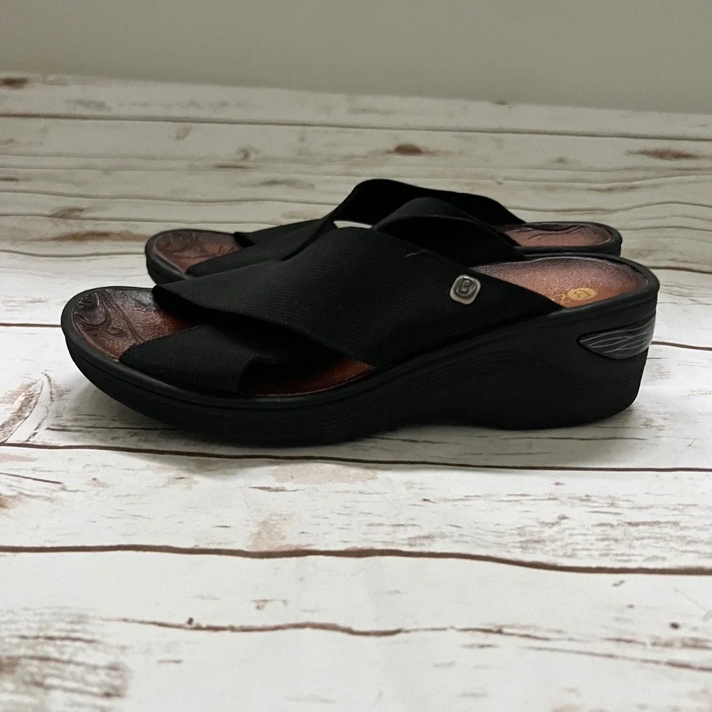 Bzees Desire Slide Sandals Black Stretch Cross Strap Wedge 7.5M